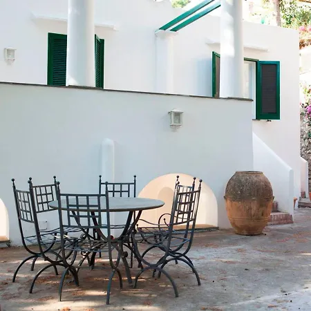 Sleeps 6 Pool Air Con 빌라